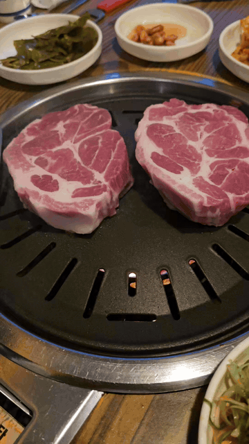 Animated geungogi dining scene in central Daegu