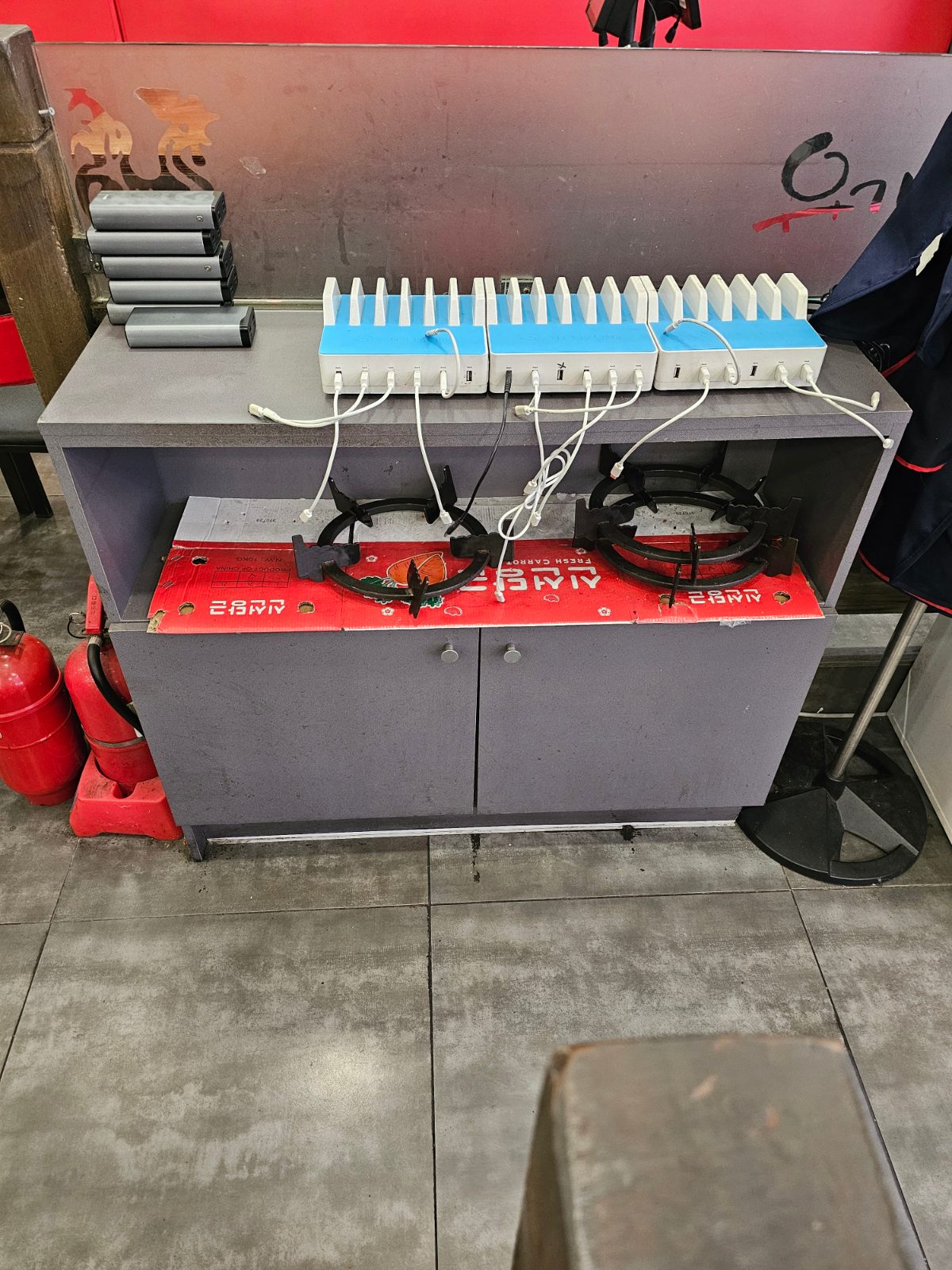 Phone charging station inside Yugane Dakgalbi Daegu Dongseongro